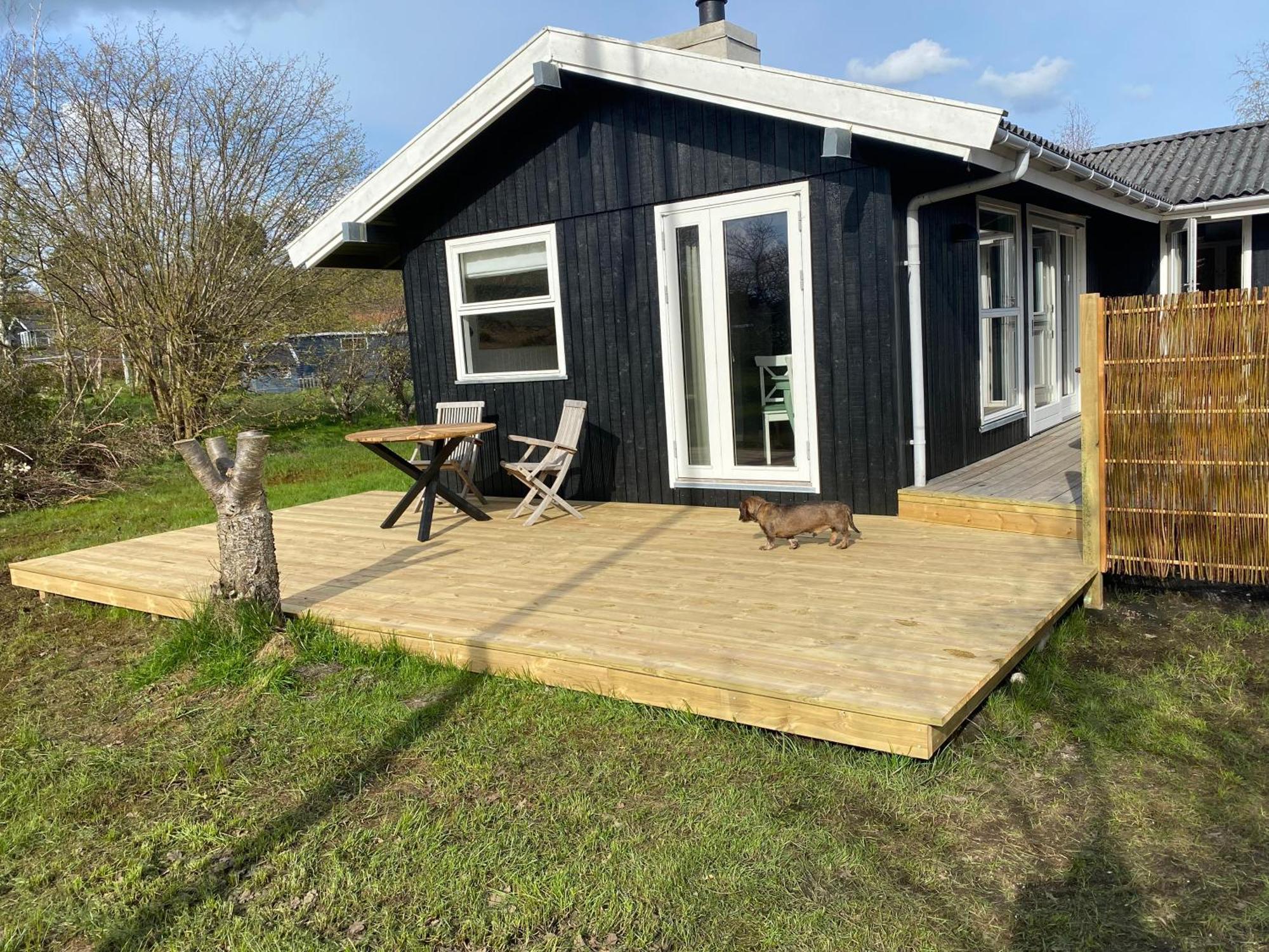 Nyhus, Dragsmur, Mols Knebel Luaran gambar